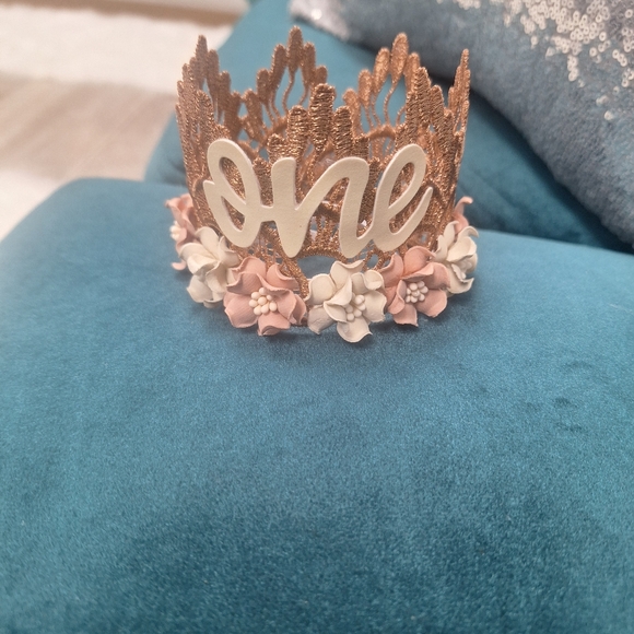 1st Birthday Crown - Rose Gold - New in package - Picture 2 of 2